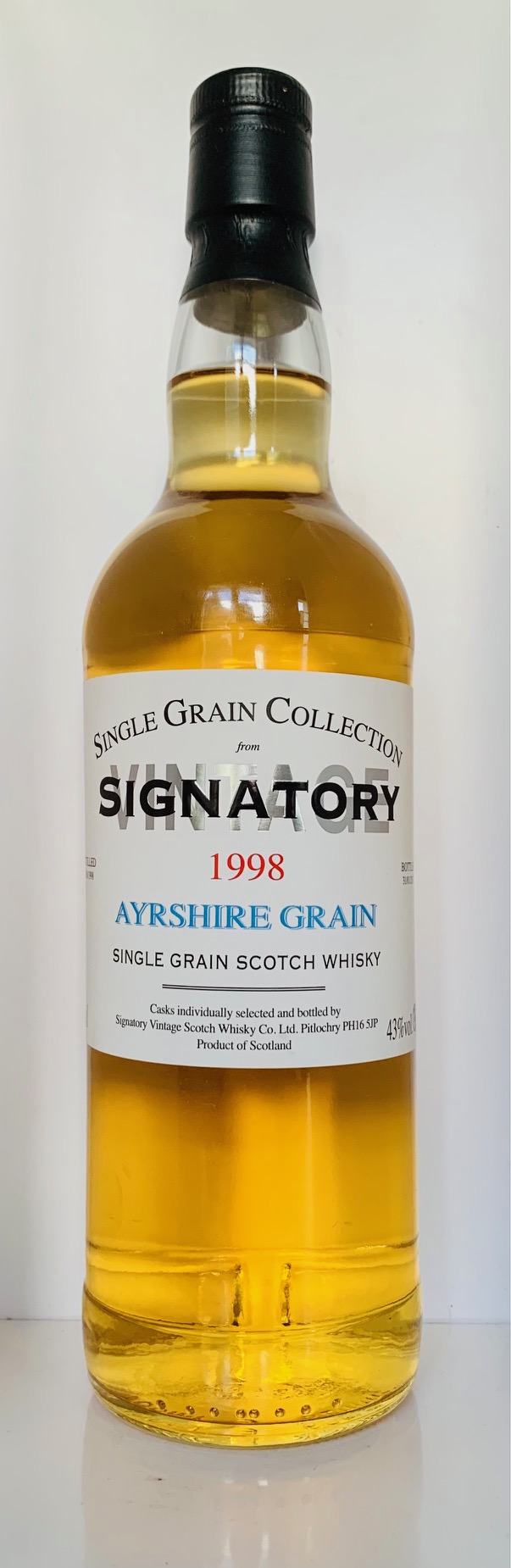 Ayrshire (Girvan)Grain 1998 / 2017 Signatory Single Grain Collection